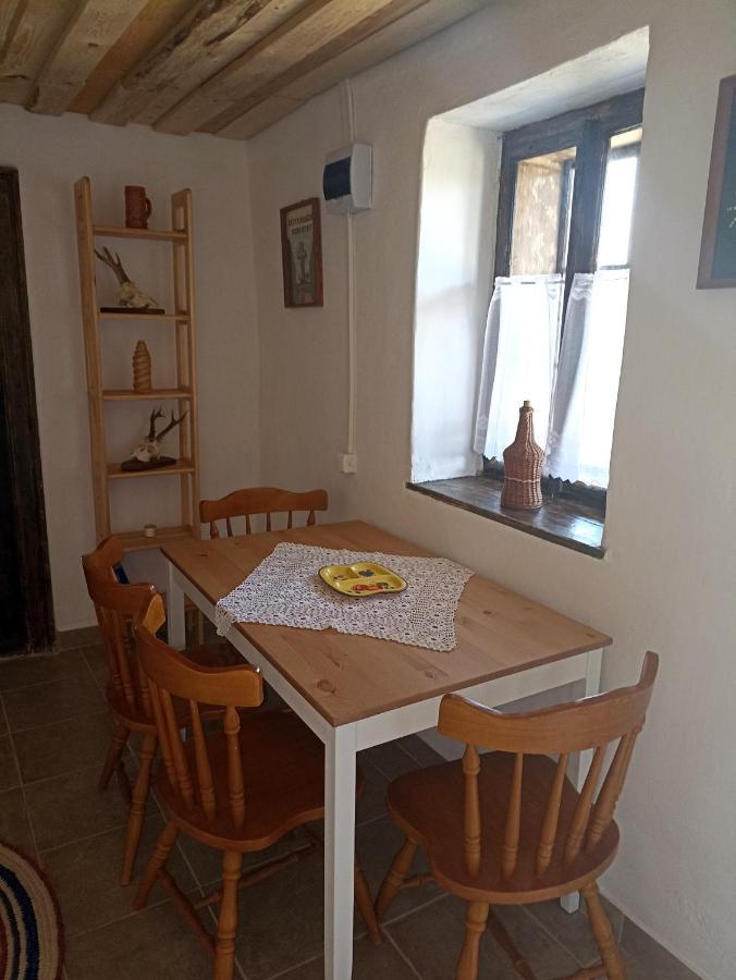 Ket Kerek Vendeghaz Appartement Patvarc Buitenkant foto